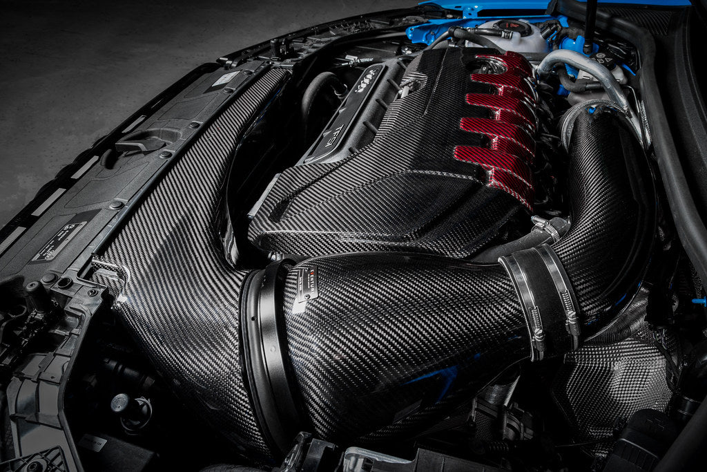 Eventuri black carbon intake system installed on Audi 8Y RS3 engine bay