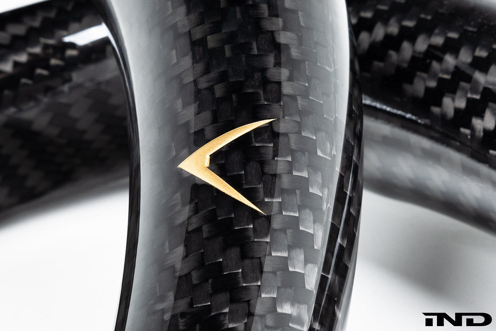 Eventuri gloss carbon charge pipe set for BMW S55 M2 Competition M3 M4 on white background