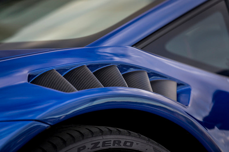 Vorsteiner huracan novara edizione carbon front fenders with integrated vent - iND Distribution