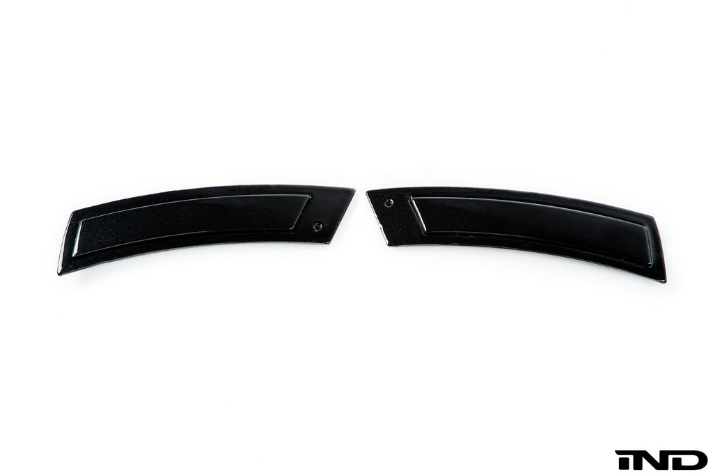 iND e63 e64 m6 painted front reflector set - iND Distribution