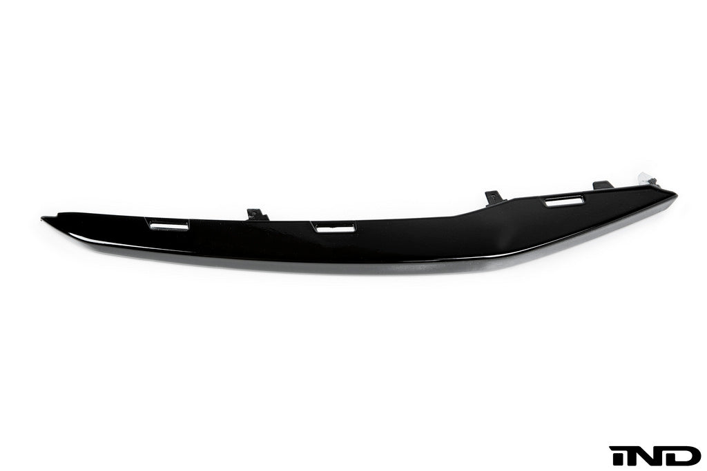 iND f30 3 series lci sport line painted lower whisker set - iND Distribution