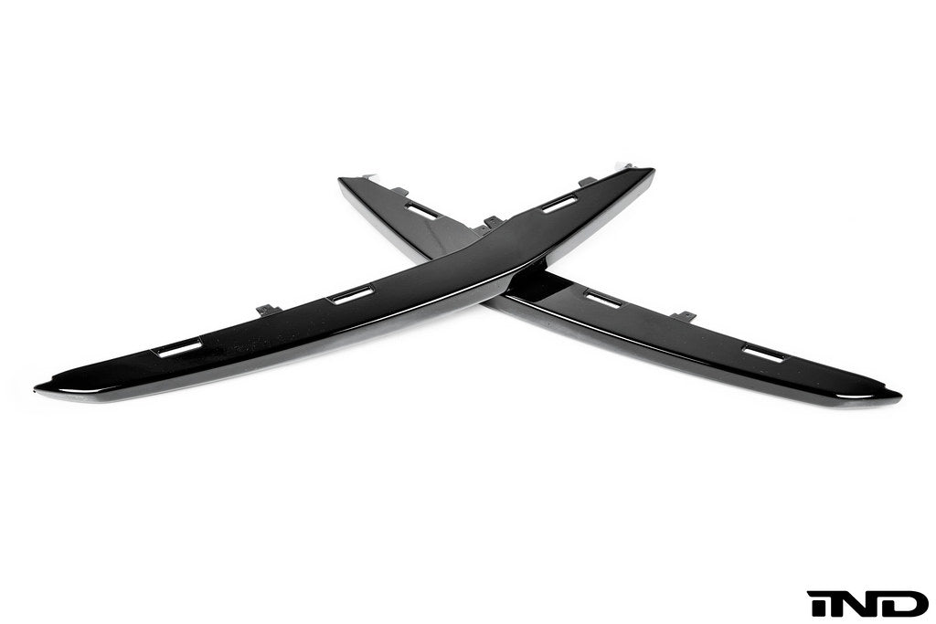 iND f30 3 series lci sport line painted lower whisker set - iND Distribution