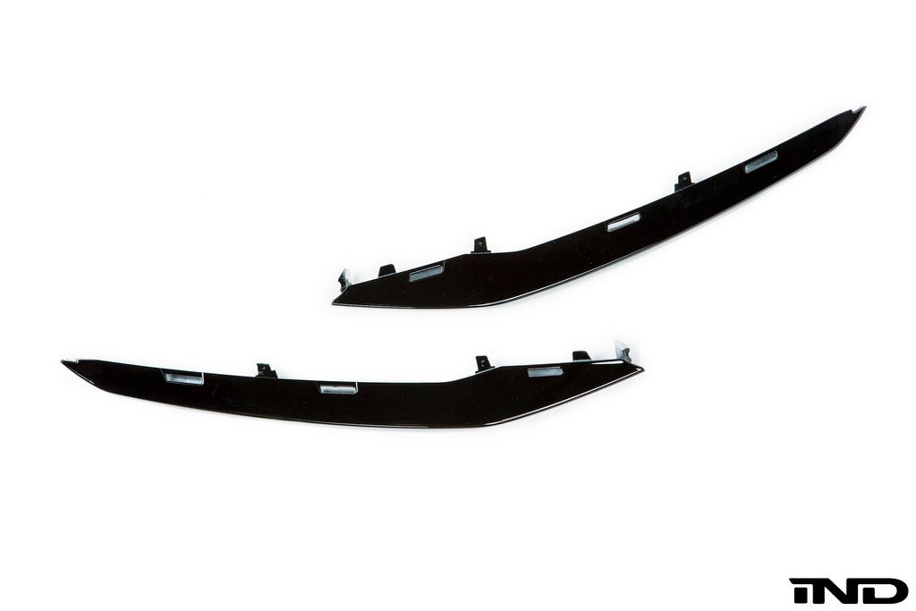 iND f30 3 series lci sport line painted lower whisker set - iND Distribution