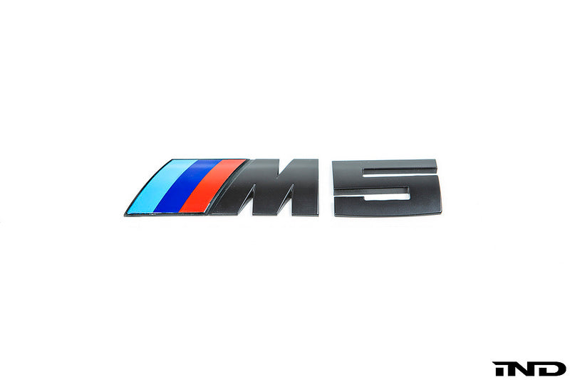 iND e60 m5 painted trunk emblem - iND Distribution