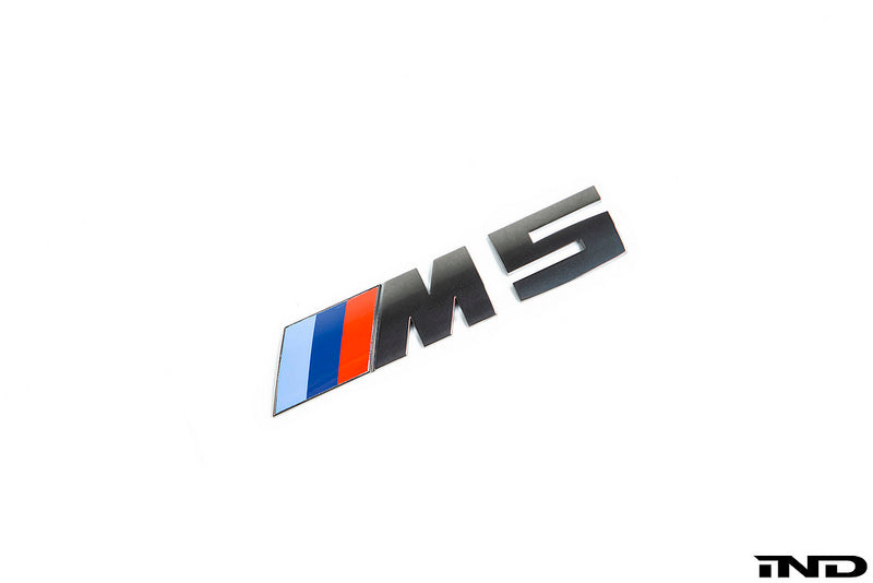 iND f90 m5 painted trunk emblem - iND Distribution