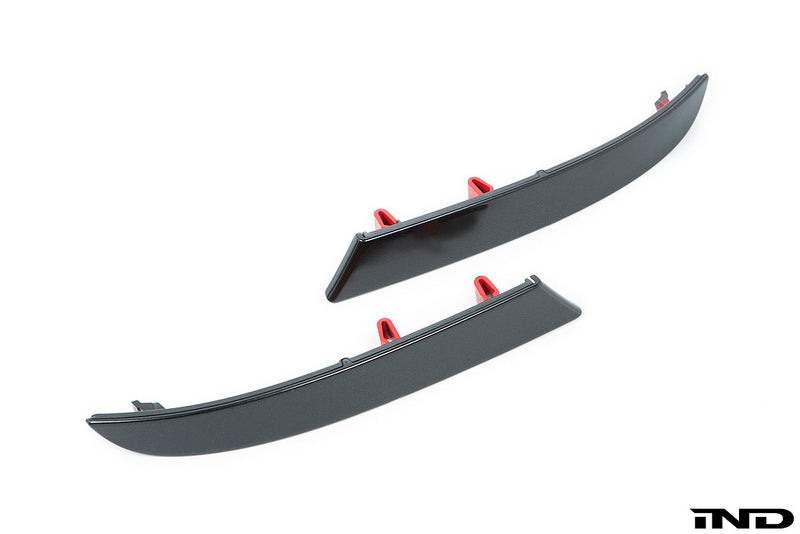 iND f97 x3m painted rear reflector set - iND Distribution