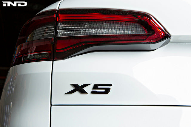 iND g05 x5 painted trunk emblem - iND Distribution