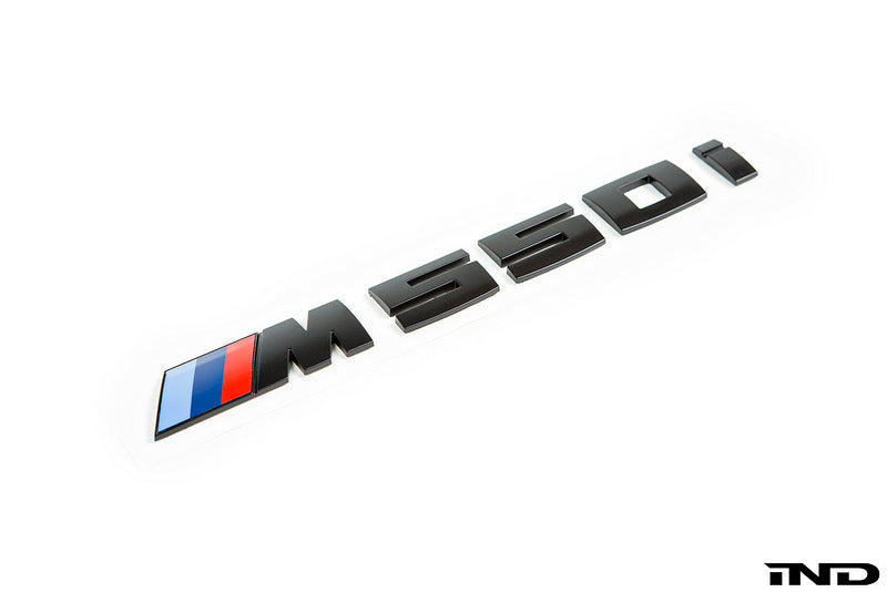 iND g30 m550i painted trunk emblem - iND Distribution
