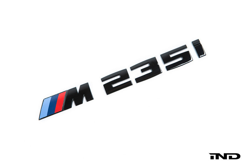 iND f22 m235i m240i painted trunk emblem - iND Distribution