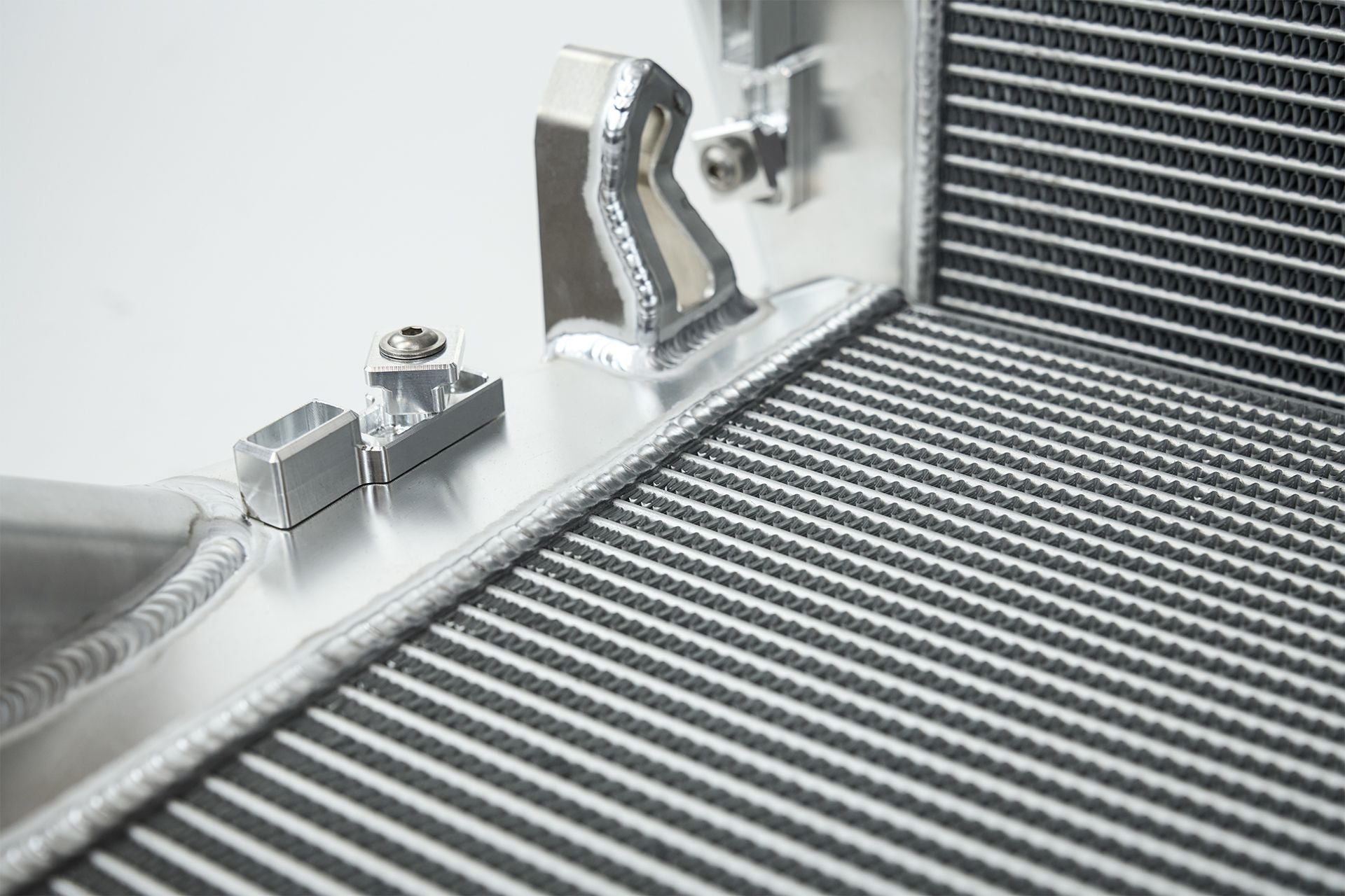 CSF RS Q8 / Cayenne Turbo / Urus High Performance Intercooler Set